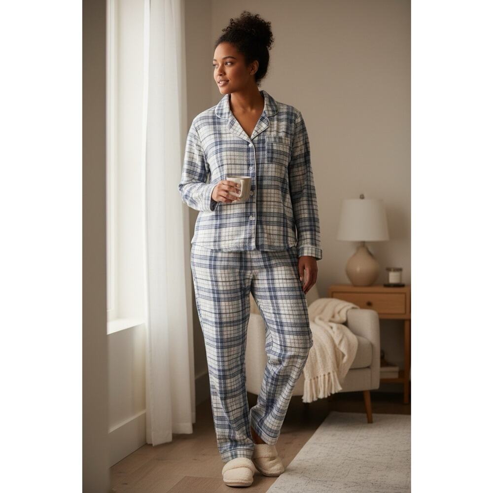 Erica Taylor Intimates Women’s Blue Sleepwear Set Shirt Pants Soft Pajamas